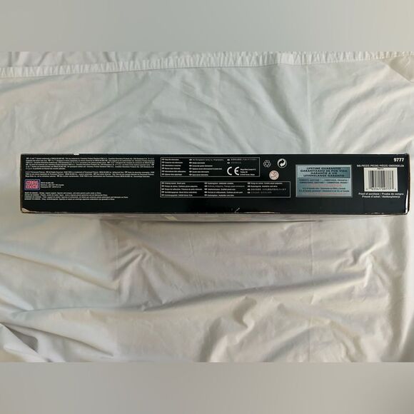 NIB Mega Bloks Star Trek The Next Generation USS Enterprise NC-1701-D - Picture 4 of 5